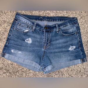 Old Navy Boyfriend Fit Ripped Jean Shorts -Size 10